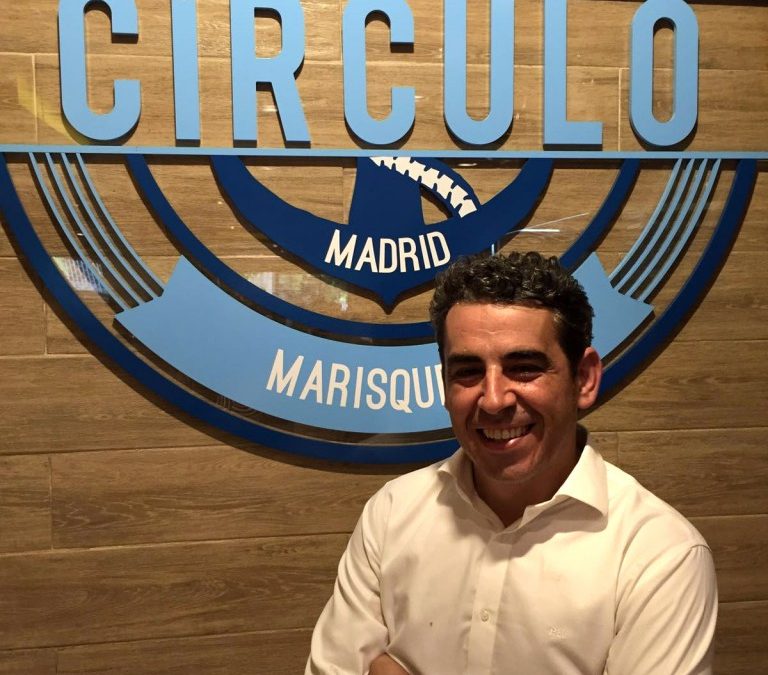 Conocemos un poco más a Óscar, alma mater de Círculo marisquería